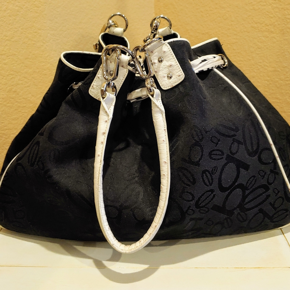 bebe San Francisco Signature B Flight Bag" - Picture 2 of 5